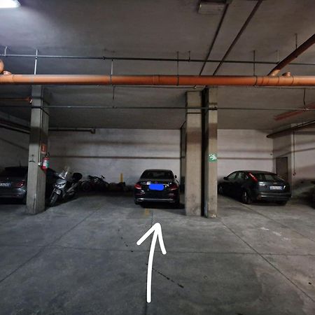 Lorenzo Guest Suite With Free Private Parking-- Cantieri Culturali ปาแลร์โม ภายนอก รูปภาพ