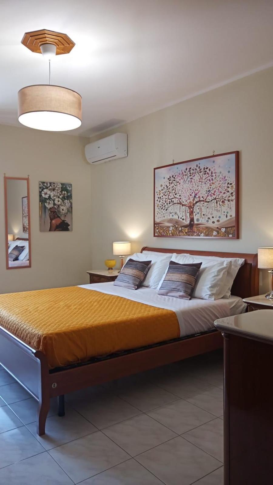 Lorenzo Guest Suite With Free Private Parking-- Cantieri Culturali ปาแลร์โม ภายนอก รูปภาพ